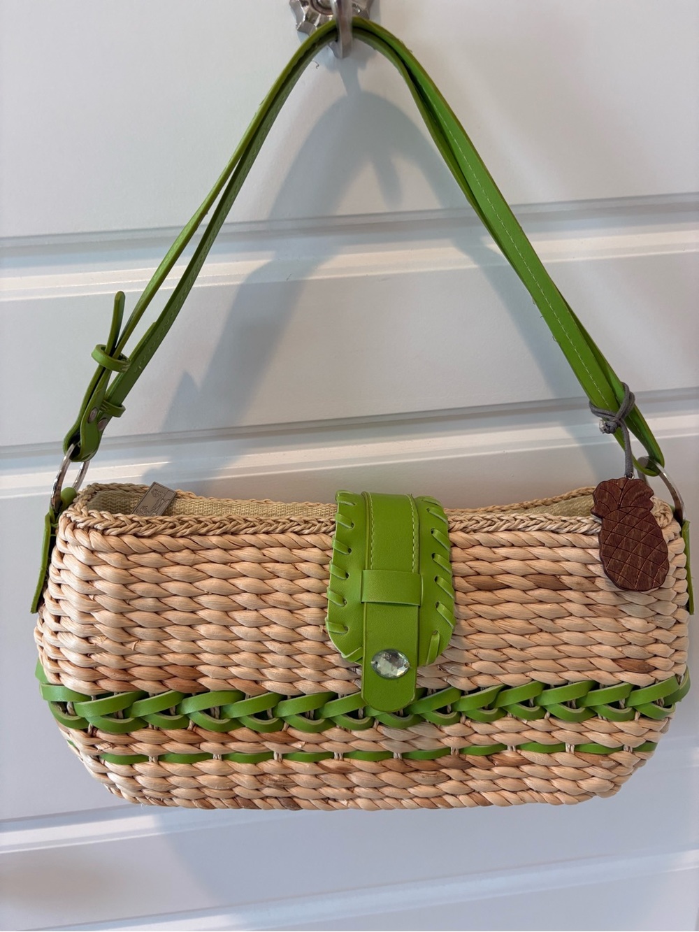 Sun n Sand Woven Straw Bag w/ Bright Green Trim Zipper Top